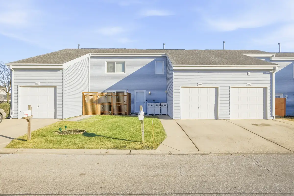 1905 Basswood Lane, Glendale Heights, IL 60139 - #1