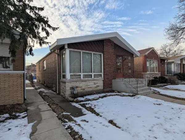8212 S Colfax Avenue, Chicago, IL 60617