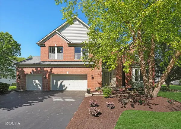 25004 W Prairie Grove Drive, Plainfield, IL 60585