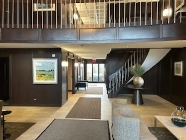 5 Oak Brook Club Drive #S205, Oak Brook, IL 60523 - #2