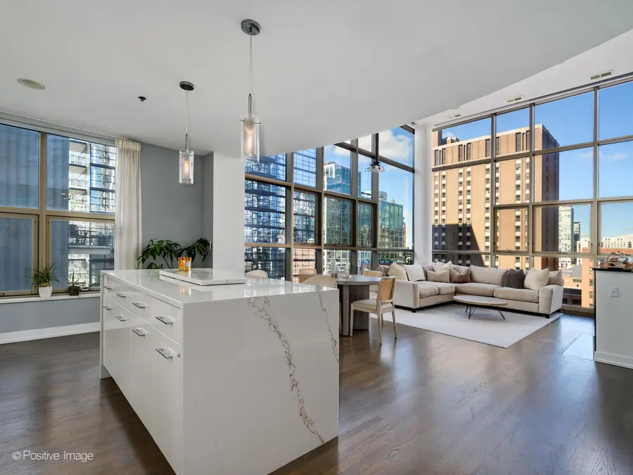 150 W Superior Street #801, Chicago, IL 60654 - #2