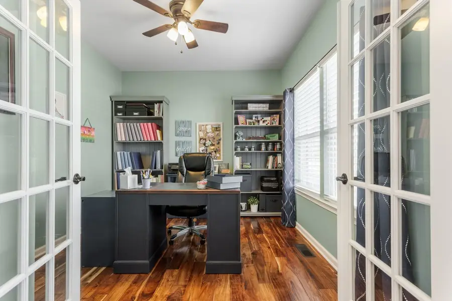 959 Sunburst Lane, Gilberts, IL 60136 - #3