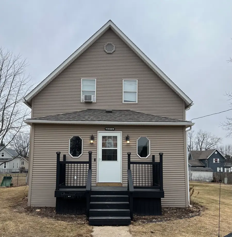 304 S 3rd Street, Kirkland, IL 60146 - #2