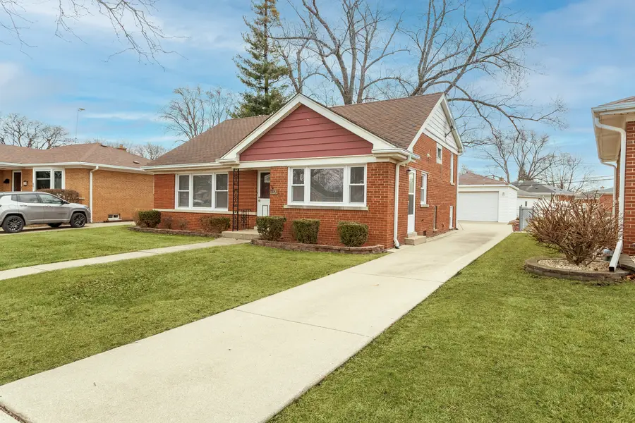 11053 Mandel Avenue, Westchester, IL 60154 - #3