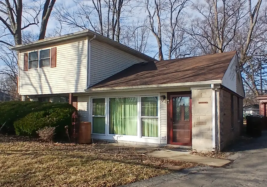 8 Mantua Court, Park Forest, IL 60466 - #2