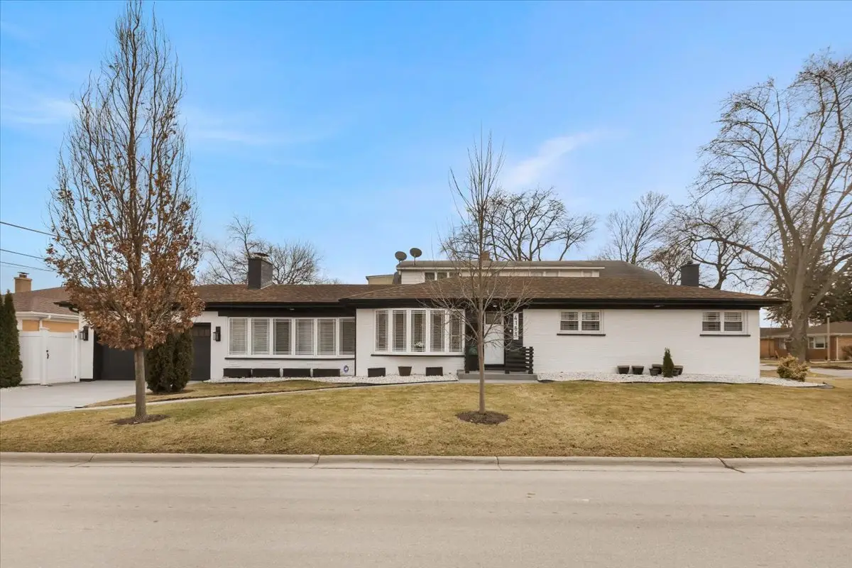 4155 Greenwood Street, Skokie, IL 60076 - #1