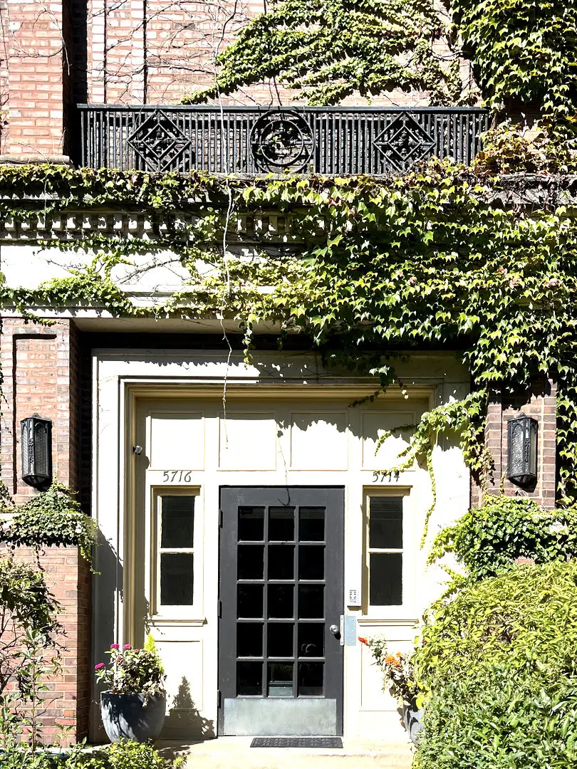 5716 S Kenwood Avenue #1, Chicago, IL 60637 - #2