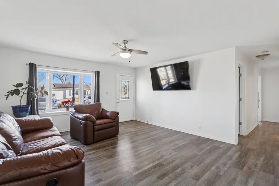 516 Dalhart Avenue, Romeoville, IL 60446 - #2