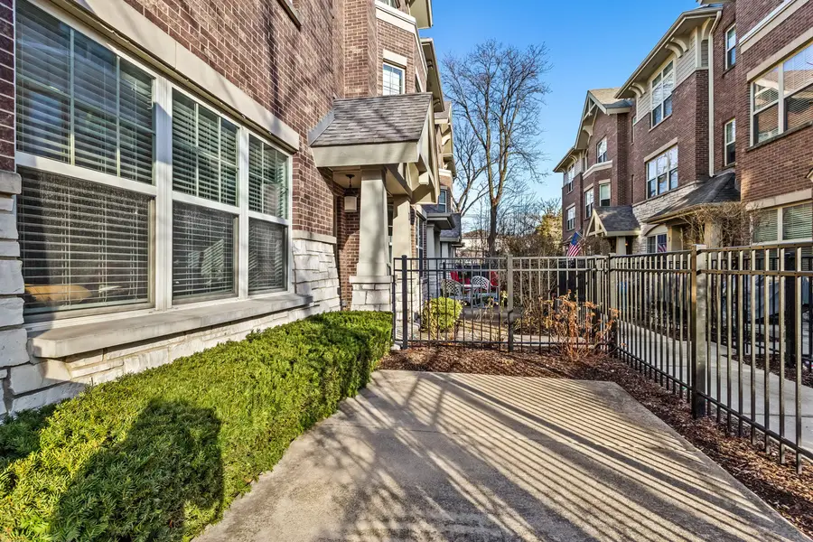 311 S Northwest Highway #1, Park Ridge, IL 60068 - #3