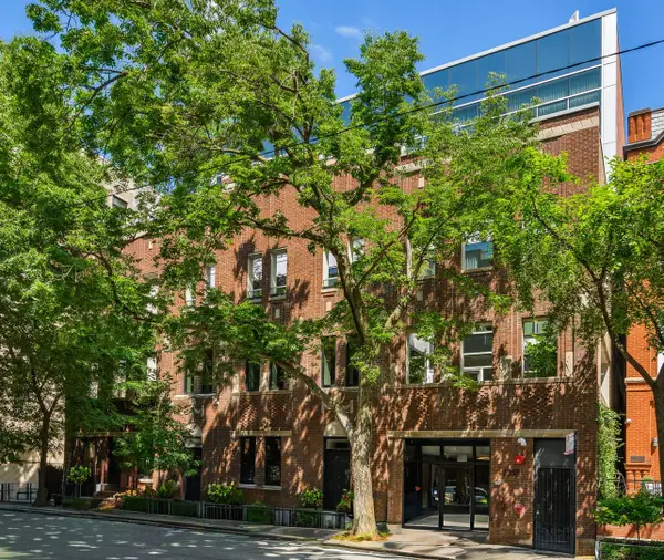 2035 N Orleans Street #M2, Chicago, IL 60614