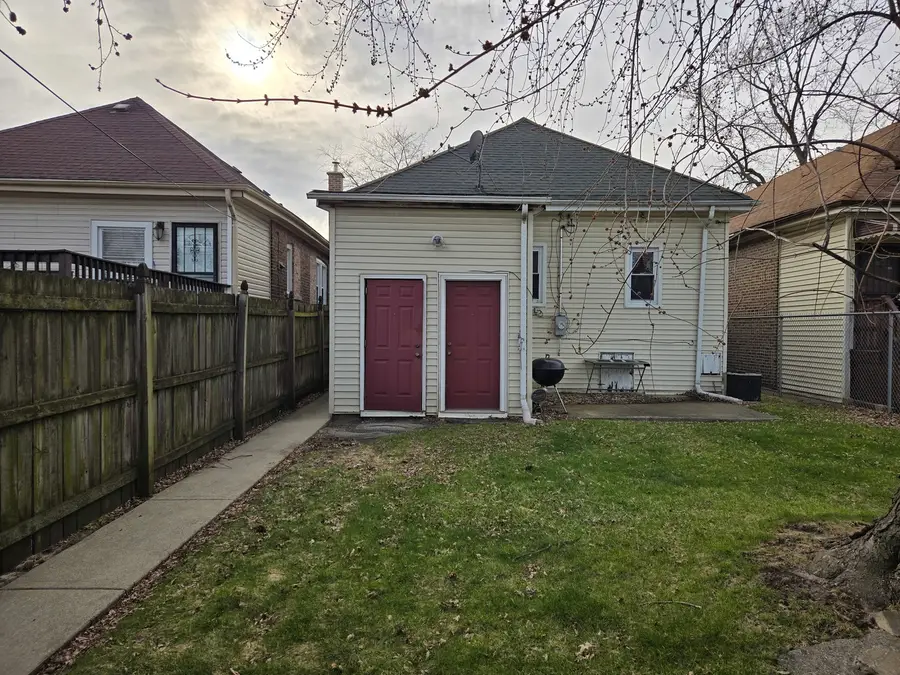 8531 S Euclid Avenue, Chicago, IL 60617 - #3