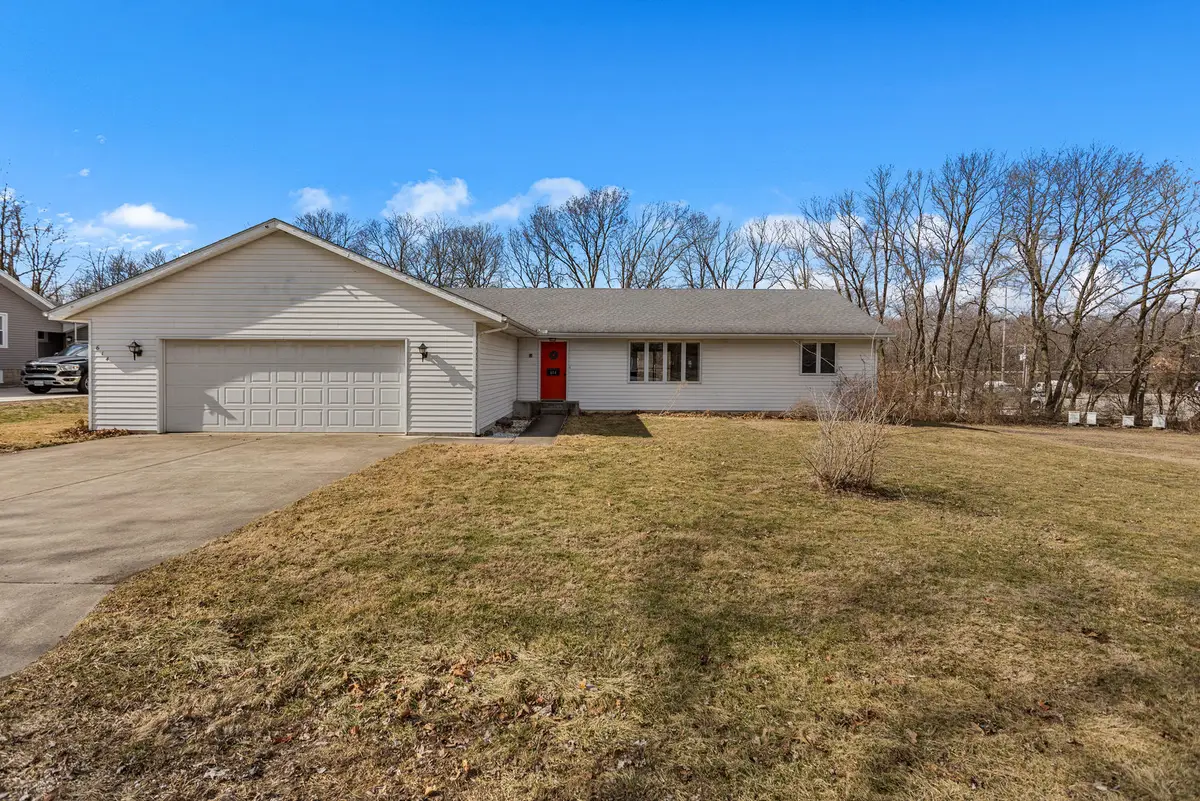 614 S Irving Street, Monticello, IL 61856 - #1