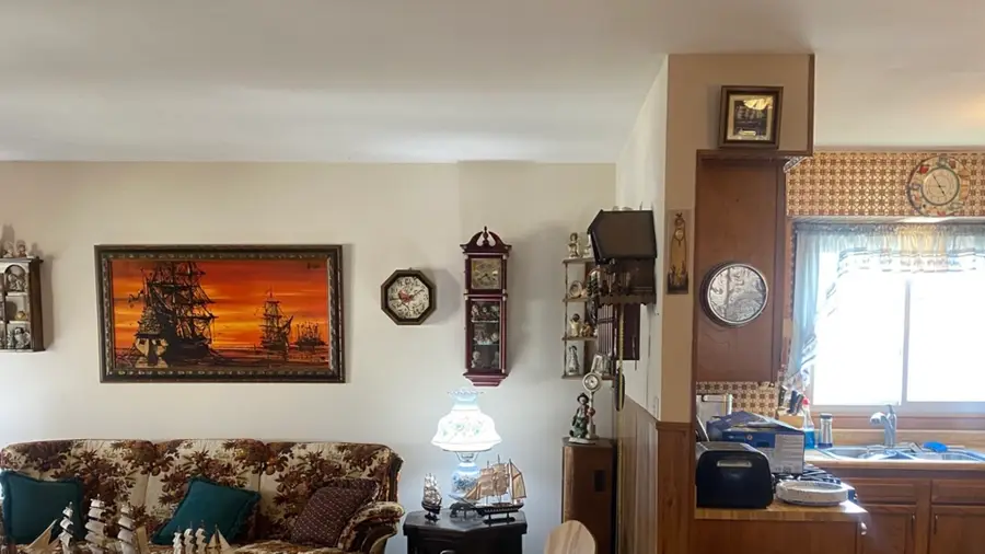 811 Oakton Avenue, Romeoville, IL 60446 - #3