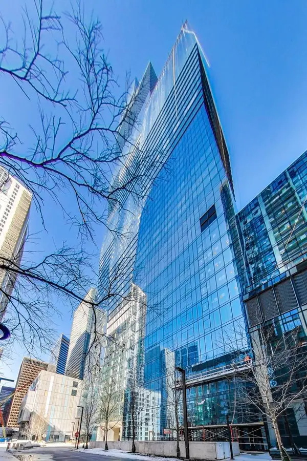 363 E Wacker Drive #3709, Chicago, IL 60601