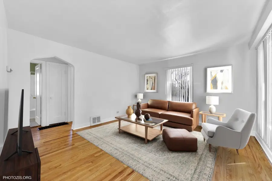 14143 Manor Avenue, Dolton, IL 60419 - #2