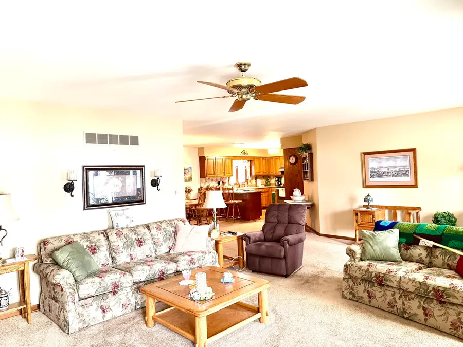 1131 Briar Court, Ottawa, IL 61350 - #3