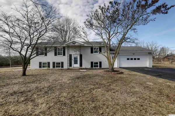 1183 E 1330th St, Quincy, IL 62305