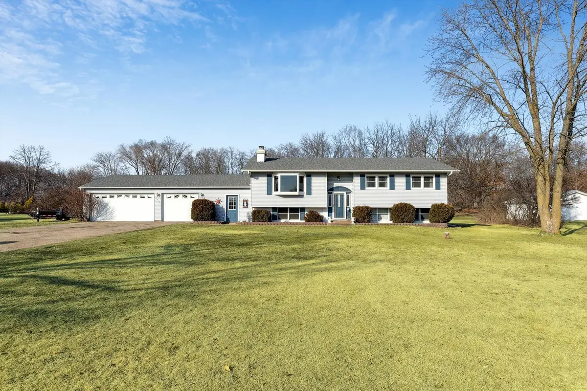 5430 Holly Road, Fulton, IL 61252 - #1