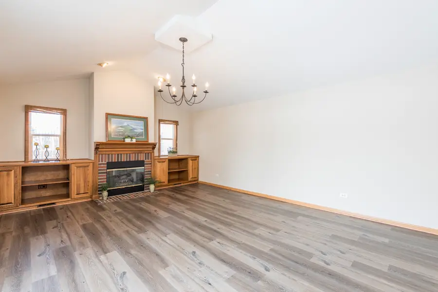 18184 W Old Pine Court, Gurnee, IL 60031 - #3