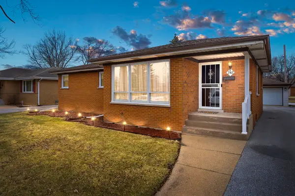 742 E 164th Place, South Holland, IL 60473