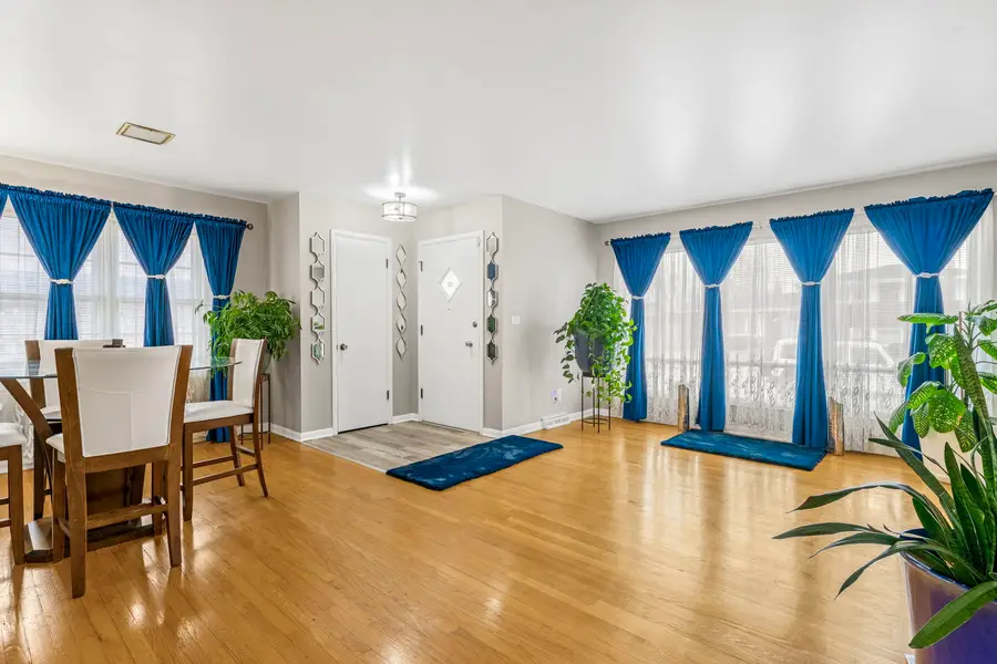 742 E 164th Place, South Holland, IL 60473 - #3