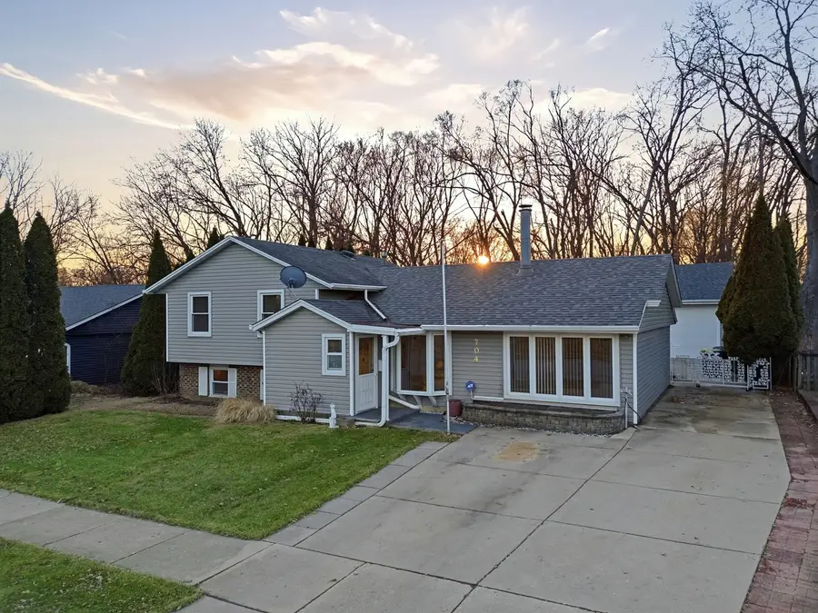 704 Springfield Drive, Roselle, IL 60172 - #2