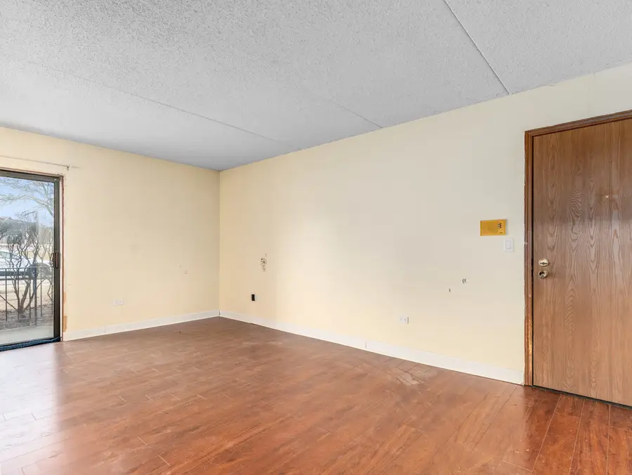 500 Valley Drive #100, Naperville, IL 60563 - #3