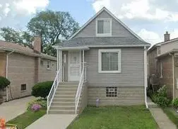 9139 S Oglesby Avenue, Chicago, IL 60617