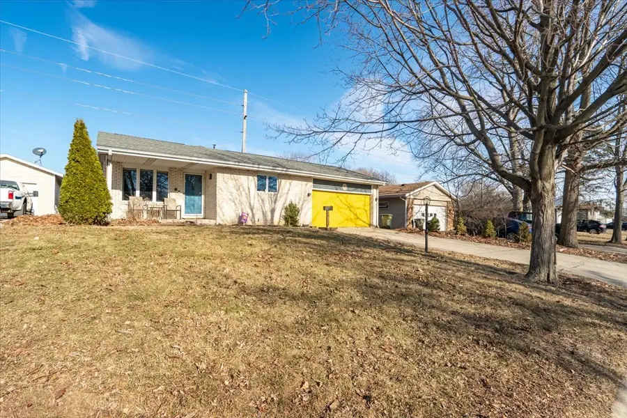 1512 E Fairlawn Drive, Urbana, IL 61802 - #2