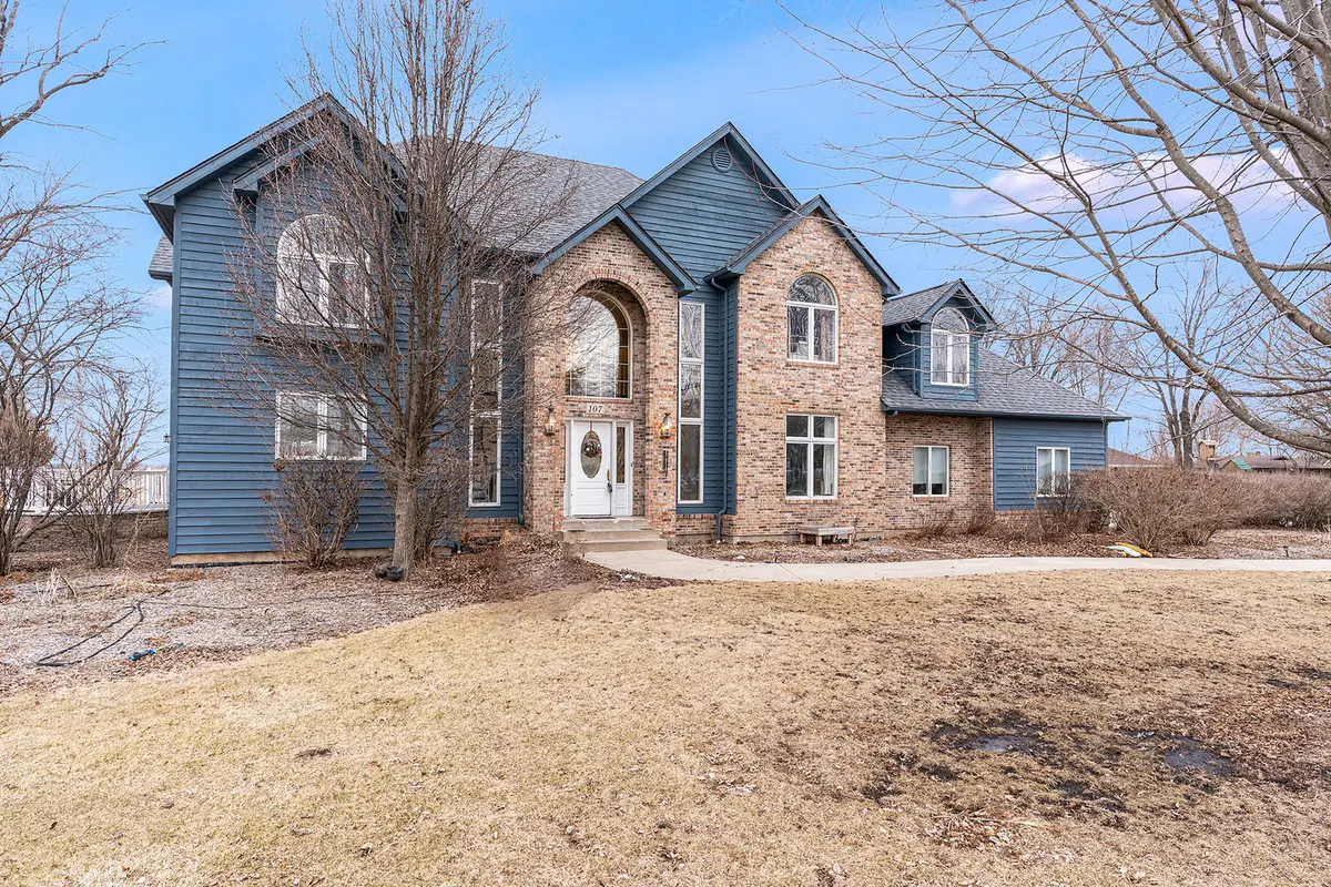 107 W North Street, Gardner, IL 60424 - #1