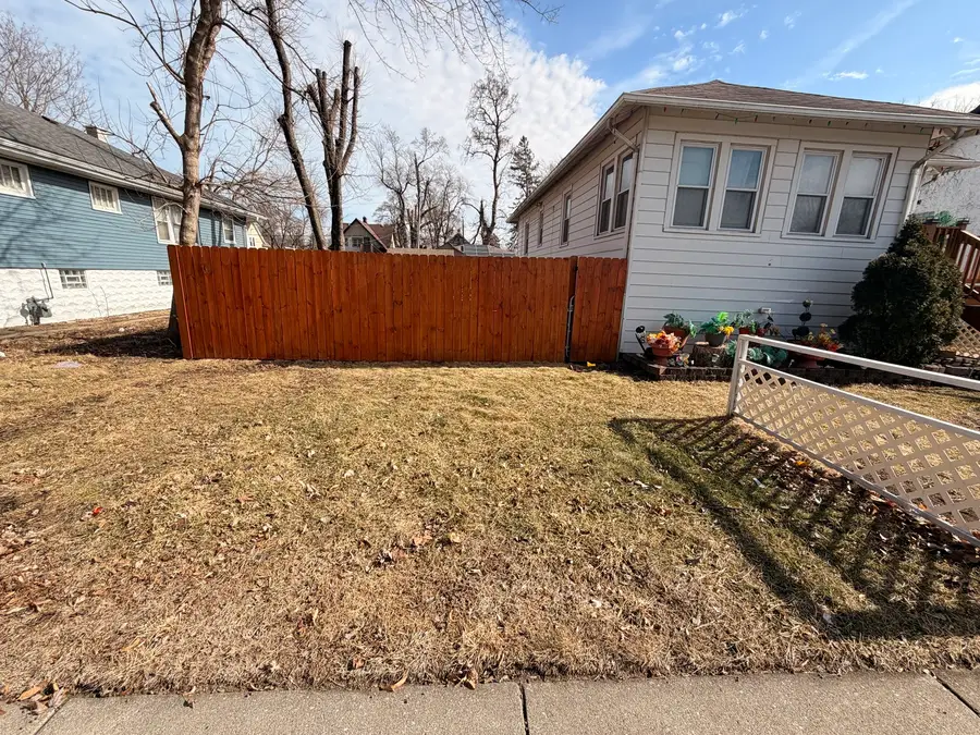 16951 Winchester Avenue, Hazel Crest, IL 60429 - #2