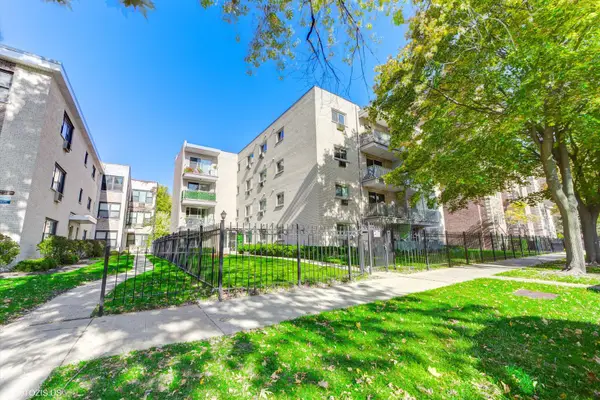 1640 W Sherwin Avenue #4A, Chicago, IL 60626
