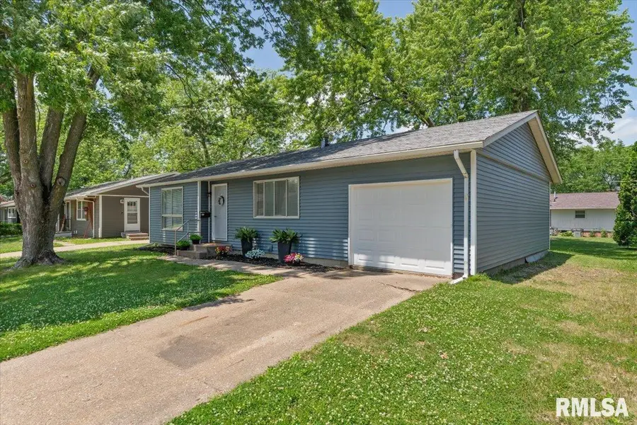 3518 W Garfield Street, Davenport, IA 52804 - #2