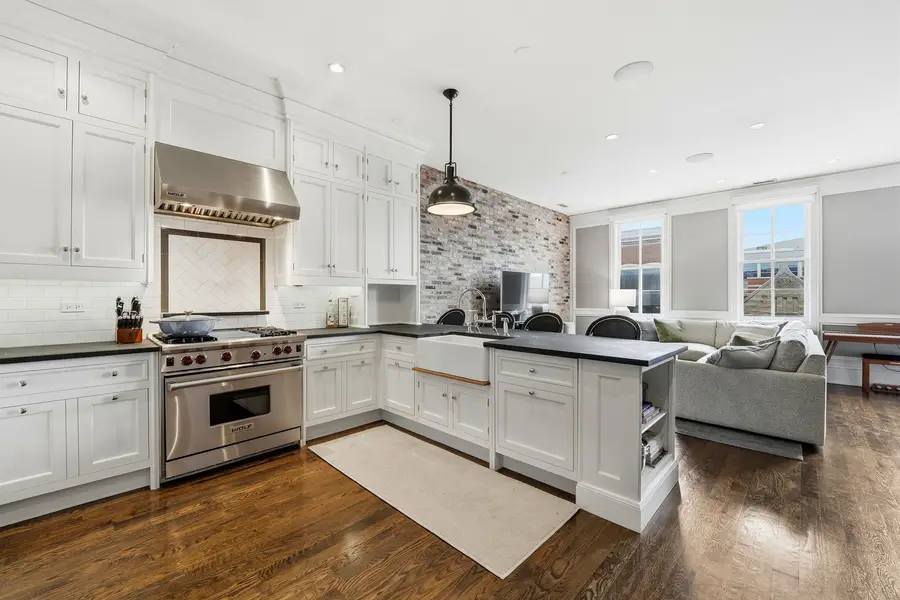 955 W Webster Avenue #2, Chicago, IL 60614 - #2