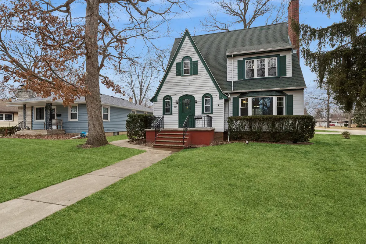 802 Kirkwood Avenue, Winthrop Harbor, IL 60096 - #1