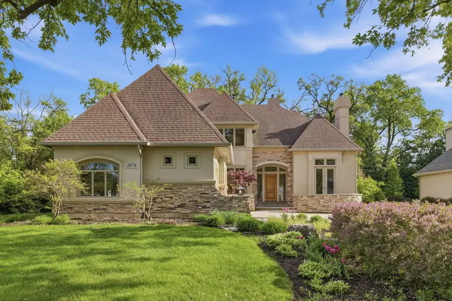 1076 Prairie Avenue, Naperville, IL 60540 - #2