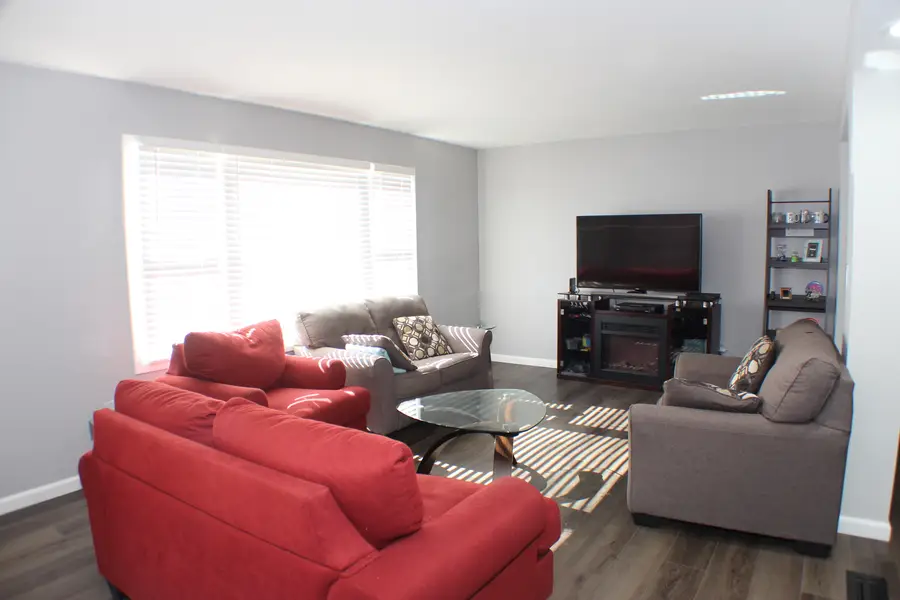 5113 44th Avenue, Moline, IL 61265 - #3