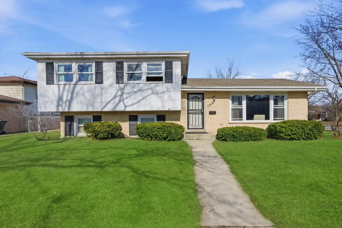 17107 Evans Drive, South Holland, IL 60473 - #1