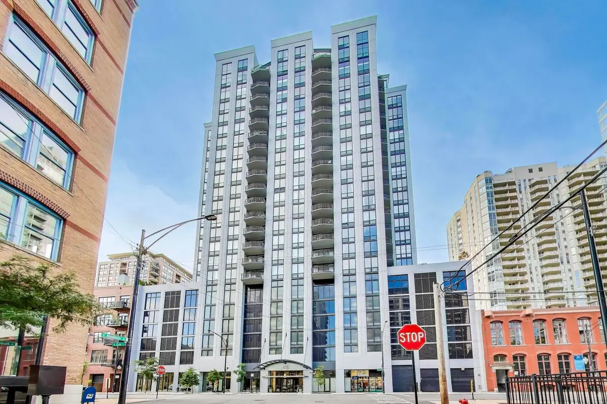 435 W Erie Street #1106, Chicago, IL 60654 - #1