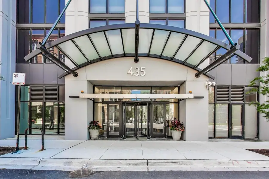 435 W Erie Street #1106, Chicago, IL 60654 - #2
