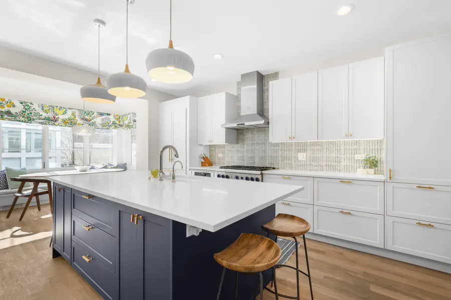 2037 W Mclean Avenue, Chicago, IL 60647 - #2