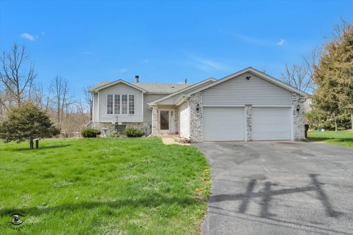 24412 S Kings Road, Crete, IL 60417 - #1