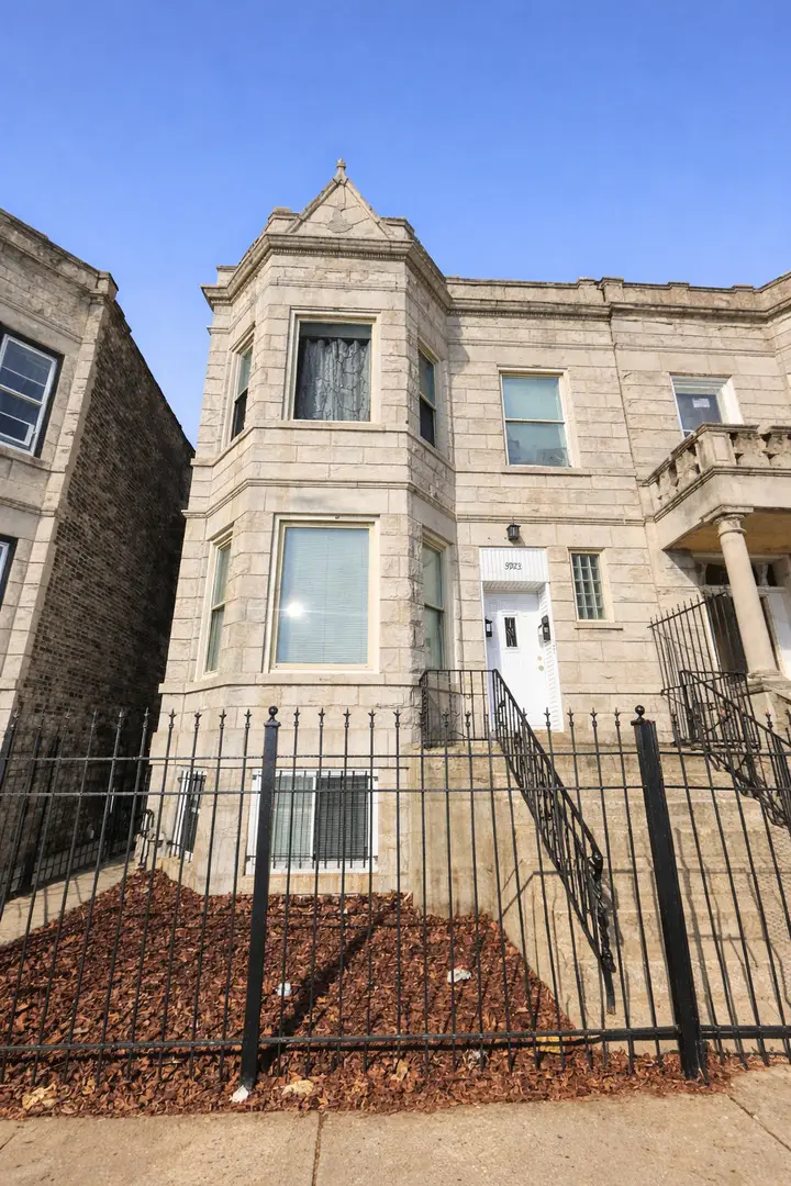 3923 W Lexington Street, Chicago, IL 60624 - #1