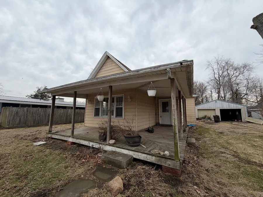 Address Withheld By Seller, Argenta, IL 62501 - #2