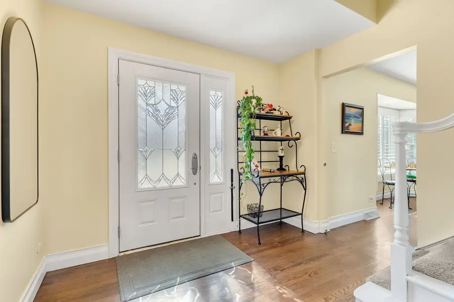 321 Carriage Hill Road, Naperville, IL 60565 - #2