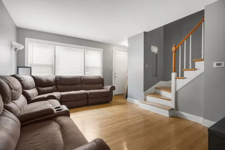 1028 Bellwood Avenue, Bellwood, IL 60104 - #3