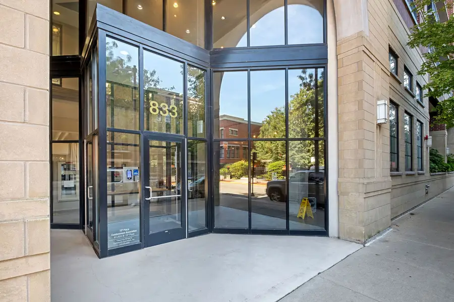 833 W 15th Place #315, Chicago, IL 60608 - #2