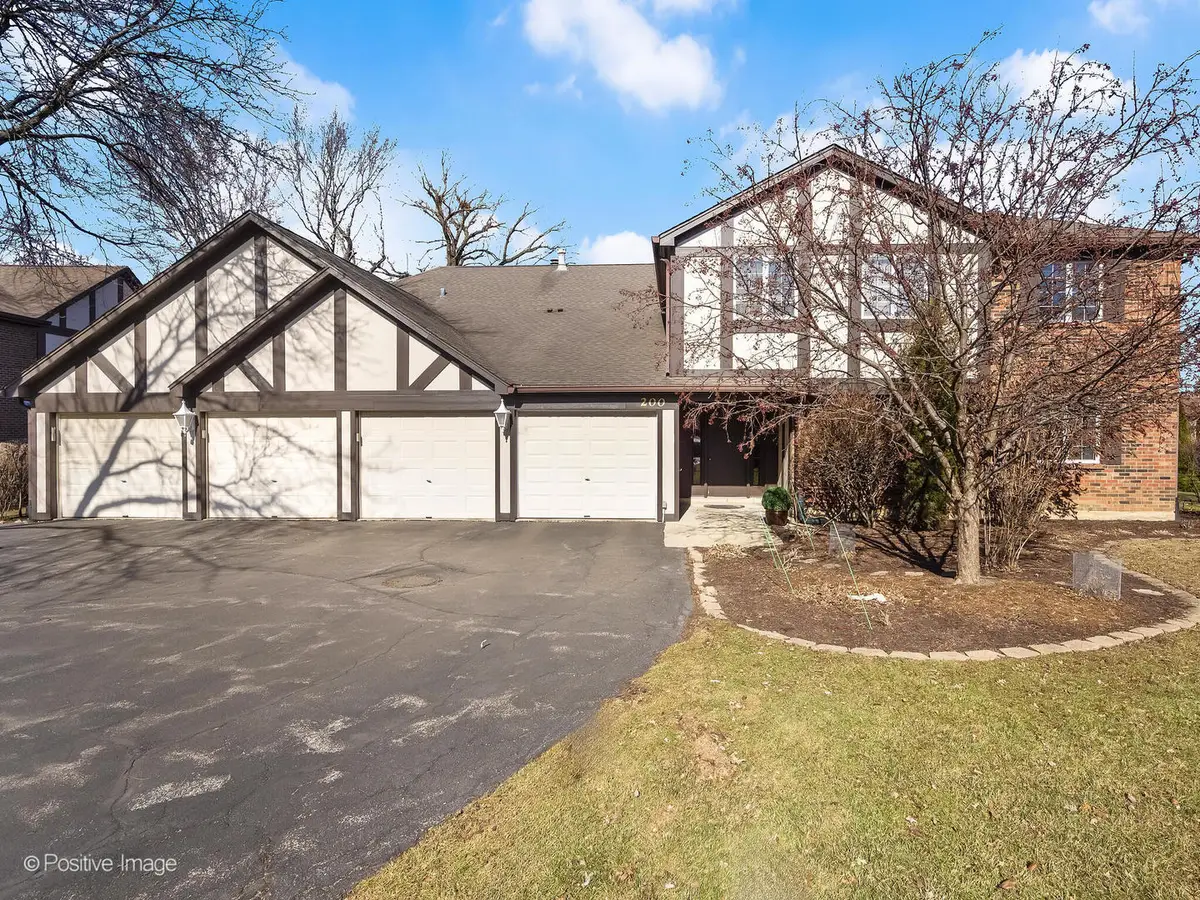 200 Brookside Lane #A, Willowbrook, IL 60527 - #1