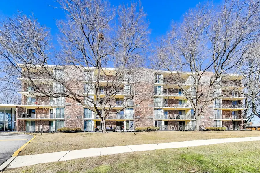 1150 E Jackson Street #4F, Lombard, IL 60148 - #2