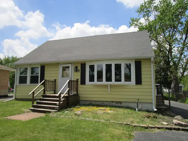 786 N Van Auken Street, Elmhurst, IL 60126